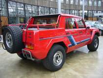 Heckansicht eines Lamborghini LM002. 1986 -1993. Classic Remise Dsseldorf am 03.03.2013.