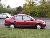 Mazda 323 Sedan, fotografiert am: 06.11.2012.