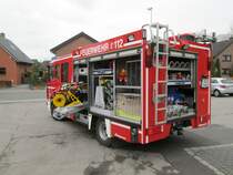 Lschgruppenfahrzeug (LF 10/6) der Freiwilligen Feuerwehr Nettetal, Lschgruppe Leuth.

Technische Daten:

MAN TGL 8.180
Aufbau durch die Firma Schlingmann
Lschmittel:

1.000 Liter Lschwasser
120 Liter Schaummittel
Ausstattung:

Feuerlschpumpe Schlingmann FPN 10-1000
hydraulisches Rettungsgert
Stromaggregat mit Zubehr
Beleuchtungsmaterialien
Das LF 8/6 ist in Leuth am 3.3.13 von mir aufgenommen worden