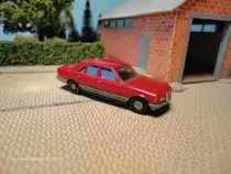 Mercedes-Benz 280 S von Herpa 1:87 (Foto vom 25.2.2013)