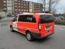 Florian Moers 00 NEF 01 (WES-RD835) Notarzteinsatzfahrzeug (NEF) der Freiwilligen Feuerwehr Moers. Das Fahrzeug steht im wchentlichen Wechsel an einem der beiden Krankenhuser in Moers und wird durch den Notarzt und einen Fahrer der Feuerwehr besetzt.Das NEF ist von mir am 17.3.13 in Moers aufgenommen worden