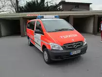 Florian Moers 00 NEF 01 (WES-RD835) Notarzteinsatzfahrzeug (NEF) der Freiwilligen Feuerwehr Moers. Das Fahrzeug steht im w�chentlichen Wechsel an einem der beiden Krankenh�user in Moers und wird durch den Notarzt und einen Fahrer der Feuerwehr besetzt.Das NEF ist von mir am 17.3.13 in Moers aufgenommen worden