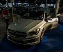 Dieser brand neuer Mercedes-Benz CLA stand auf dem Auto Motor und Tuning Show 2013 (ende M�rz). Jeder durfte eine Sitzprobe nehmen!