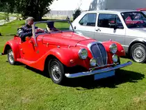 Triumph REPLICA 1300, Baujahr 1960 hat sich zur Oldtimerveranstaltung in M�nsteuer eingefunden; 120812