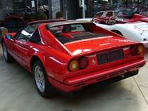 Ferrari 208 GTS Turbo. 1975 - 1985. Die 208´er Modelle basieren auf den 308 Modellen und wurden explizit fr den italienischen Markt produziert. Der 1.990 cm groe V8-Turbomotor leistet hier 255 PS. Classic Remise Dsseldorf am 01.04.2013.