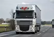 DAF XF mit Pritschenauflieger von  KLV  bei Heimerzheim - 19.03.2013
