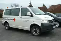 VW T5 des BRK Kreisverbandes Rh�n-Grabfeld abgestellt in Saal/Rh�n, April 2013