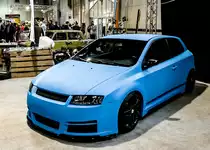 Fiat Stilo, fotografiert auf dem Auto Motor und Tuning Show, M�rz 2013