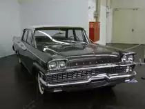 Mercury Monterey 4-door Sedan von 1959. Der Monterey war das Basismodell des 1959´er Jahrganges. Dar�ber rangierten die Modellreihen Montclair und Park Lane. Der V8-motor leistet 280 PS aus 6.273 cm� Hubraum. Techno Classica Essen am 14.04.2013.