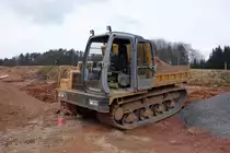 Morooka-Dumper eingesetzt zum Sandtransport an der Laugenleitungsbaustelle in 36100 Petersberg-Marbach im April 2013