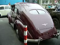 Heckansicht eines Adler 2.5 Liter. 1937 - 1940. Au�engel�nde der Techno Classica Essen am 14.04.2013.