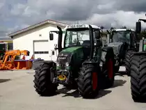 Fendt Vario 718 steht am 16.08.11 in Marktoberdorf 