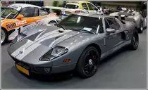 Ford GT 600 RE, von diesem Typ wurden nur 10 Autos gebaut. 
Mir bekannte Autodaten: 
Gebaut von der Ford Motor Company USA & Roush Technologies Europe.
Aluminium Carrosserie mit einem Gesamtgewicht von 1580 Kg.
V8 Aluminiummotor,  5409 ccm, 4 Ventile pro Zylinder,  620HP (DIN)
H�chstgeschwindigkeit  330 Kmh, von 0 auf 100 in 3,7 sec,
Aufgenommen am 31.03.2013 bei der Ausstellung  Ousteren am Pr�izerdaul .
	
