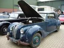 Lagonda 2.5 Litre Drophead Coupe. 1947 - 1951. Hier handelt es sich um einen englischen Scheunenfund. Der 6-Zylinderreihenmotor mit 2.580 cm� soll auch im Aston Martin DB2 verbaut worden sein. Au�engel�nde der Essener Techno Classica am 14.04.2013.