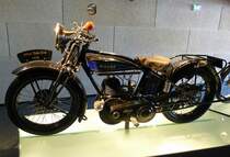 Ravat 500 Typ H8, Baujahr 1928, schweres Motorrad mit 500ccm, die franz�sische Firma aus Saint-Etienne baute von 1920-58 -zig verschiedene Modelle, Motorradscheune Bantzenheim, April 2013