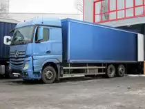 MB Actros 2642 am 24.01.2013 in Berlin-Charlottenburg.