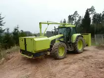 Case CS 150 als mobile Schwei�station steht an der Laugenleitungsbaustelle der Firma K&S in der Gemarkung von 36100 Petersberg-Marbach, April 2013