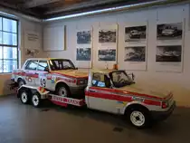 Wartburg 1.3 Renntransporter, mit einem Wartburg 1.3 Rallye. Aufnahme: Automobilwelt Eisenach, am 25.01.2012