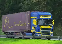 Scania R 400 Sattelschlepper der Firma G. Dekker BV aus Holland auf der Hauptstrasse 1 Richtung Lenzburg Schweiz. Aufgenommen am 23.04.2013