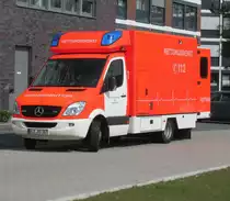 Rettungswagen (RTW) des kommunalen Rettungsdienstes im Landkreis Kleve, stationiert auf der Rettungswache Geldern. Fahrgestell: Mercedes-Benz Sprinter 515 CDI (NCV 3) Aufbau: Fahrtec Der RTW ist am 24.4.13 in Geldern aufgenommen worden