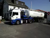 MAN TGX mit Siloauflieger von S�dzucker am 02.09.11 in Ludwigshafen 
