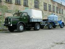 in der Wertung 10,0 oder ausgezeichnet +++,
sehr gelungener H6 Schlepper mit Zemeentzwiebel, beim 7. Internatinalen Ostblock Fahrzeugtreffen in Ptnitz am 05.07.2008