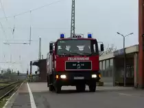 Die Freiwillige Feuerwehr Guben r�ckt an. Am 27.4.2013 versorgte sie den Sonderzug mit Dampflok 52 8177-9 mit Wasser. 27.4.2013