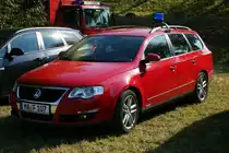VW Passat Variant der Berufsfeuerwehr Mannheim. Das Fahrzeug dient dem Wachleiter der Feuerwache Nord als Kommandowagen. Aufgenommen am 14.09.2009.