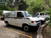 VW-T4 eines Catering-Unternehmens ist in Sibenik zugelassen; 130422