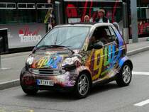 Werbe Smart aus Deutschland WT:XY 80 unterwegs in der Stadt Basel am 12.07.2008