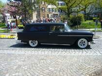 Chevrolet Nomad two-door Wagon von 1955. Dieser aufgepeppte 1955´er Nomad fuhr mir am Rande eines Oldtimertreffens vor die Linse. Kettwig am 01.05.2013.