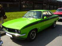 Opel Manta A GT/E. 1974 - 1975. Der 1970 vorgestellte Manta A basierte auf dem Ascona A als Konkurrenzmodell zum Ford Capri auf den Markt gebracht. 1974 kam dann als Spitzenmodell der GT/E auf den Markt. Der 1.897 cm� gro�e 4-Zylinderreihenmotor leistet 105 PS und ist mit einer Bosch L-Jetronic ausger�stet. Oldtimertreffen Kokerei zollverein am 05.05.2013.