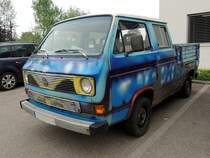 VW-T3 Doppelkabiner, mit bunter Lackierung; 130502