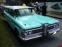 Frontansicht eines 1959´er Edsel Villager Station Wagon. Oldtimertreffen Kokerei Zollverein am 05.05.2013.