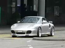 Porsche unterwegs in der Stadt Basel am 02.05.2013