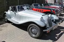 Panther Kallista in Vorst, 5.5.13
Das Fahrzeug hat eine Karosserie aus Aluminium. Es wurde in den 1980er-Jahren gebaut. �ber 1700 St�ck wurden produziert.