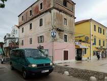 VW-T4 mit Bootsanh�nger in SKRADIN; 130422
