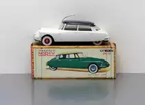 Reedition eines Plastikmodells aus der Serie  Les premieres NOREV  von 2008. Fotografiert im Mai 2013.