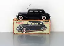 Reedition eines Plastikmodells aus der Serie  Les premieres NOREV  von 2007. Fotografiert im Mai 2013.