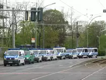 Bundespolizeieinsatz in Berlin Karlshorst - anl�sslich einer NPD-Demo und der entsprechenden Gegendemonstration in Sch�neweide am 1.5.2013. Treskowallee, Berlin
