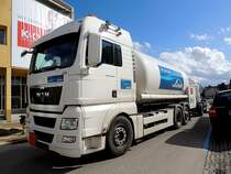 MAN TGX26.400, transportiert lt. Gefahrenguttafel 22-1577 fl�ssigen Stickstoff; 130409