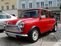 MINI-Scene-International, prangert als Aufschrift an der Windschutzscheibe; 130512