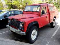 LAND-ROVER 110 (das Defender-Vorg�ngermodell) ist in Mostar abgestellt; 130424