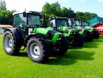 DEUTZ-FAHR, unterschiedlichster Typen sollten anl�sslich einer Produktschau in Andorf an den Mann gebracht werden; 130518