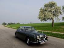JAGUAR MK-II rechtgesteuert unternimmt einen Feiertags-Ausflug; 130501
