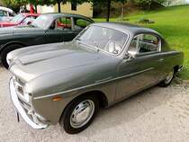 FIAT 1100 turismo-veloce steht f�r eine Ausfahrt bereit; 130501