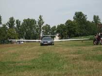 Ist das die Lsung unserer Verkehrsprobleme?
Gesehen am 06.Juli 2008 auf dem Segelflugplatz Klix in der Oberlausitz