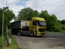 Mercedes Benz Actros Kipper Sattelzug am 27.05.13 in Maintal 