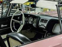 Ford Thunderbird, Innenraumaufnahme  in dem Musaum  Auto und Technik  in Sinsheim. Datum: 17.11.2012