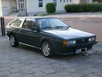 Mittlerweile zhlt der VW Scirocco auch schon zur Kategorie Oldtimer.Am 27.Mai 2013 stand der VW in Bergen/Rgen.